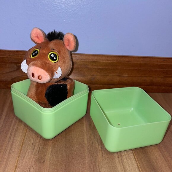 NEW Disney's Cutie Cuff - Series 3 Collection - Pumba from The Lion King Movies - Picture 1 of 7